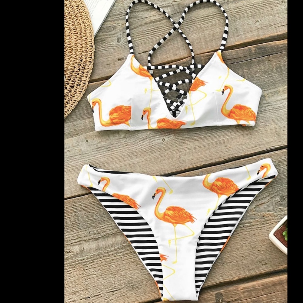 NWT Reversible Cupshe bikini